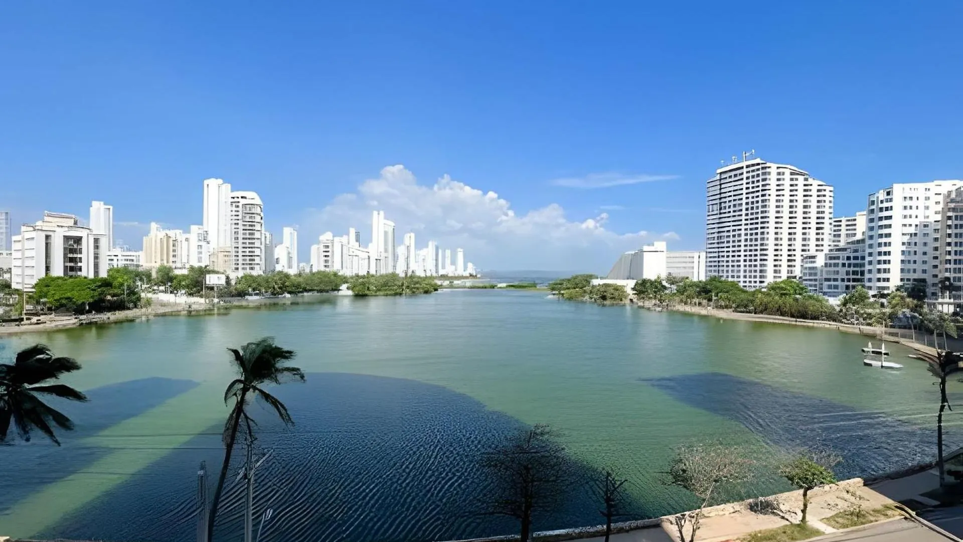 Apartamento 2 Dormitorios Laguito. Vista Mar Cartagena Colombia