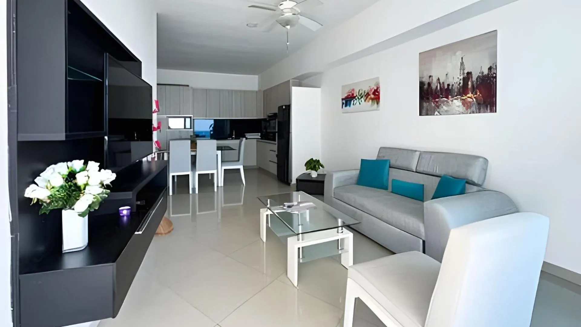 Apartamento 2 Dormitorios Laguito. Vista Mar Cartagena Apartment